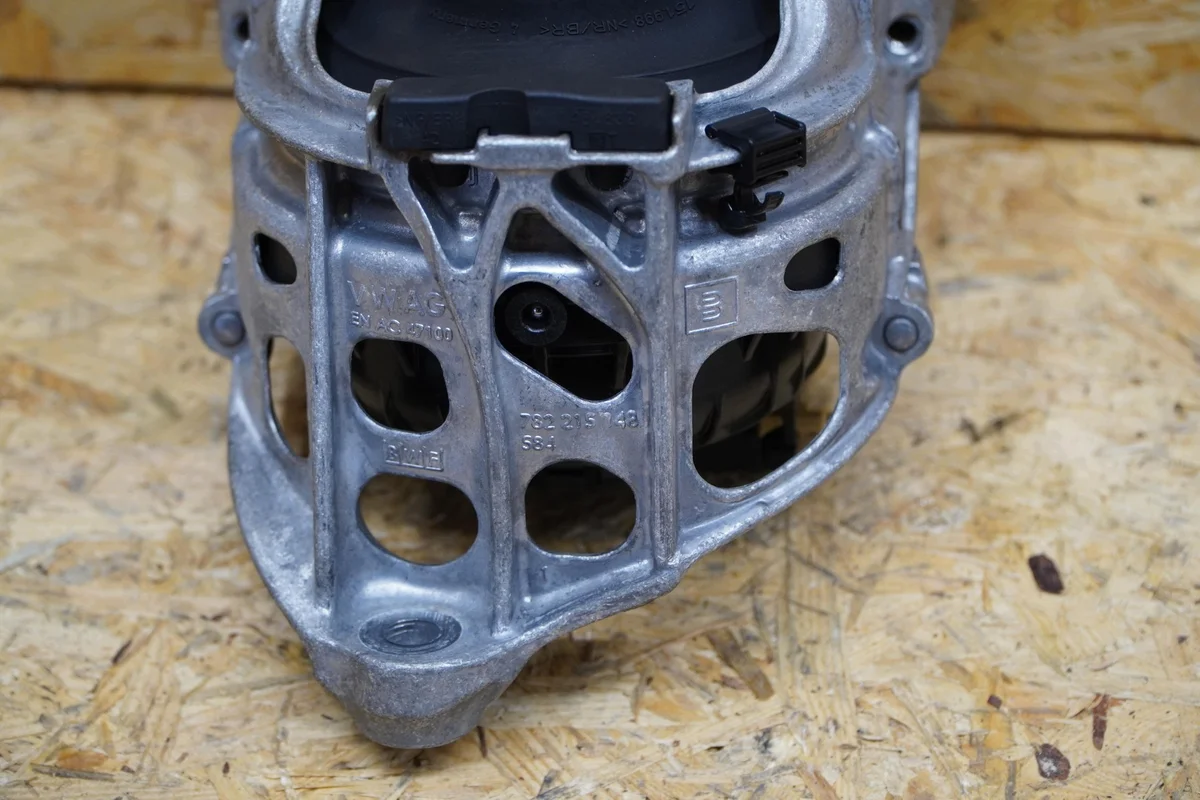 Soporte Motor Audi A6 C8 RS6 4.0B Usado image 8