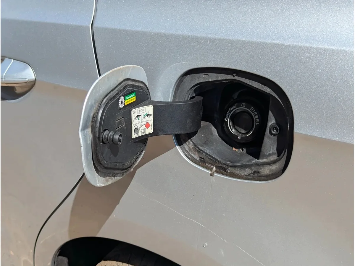 Ford S-Max Tankklappe CD539 Zetec gebraucht image 3