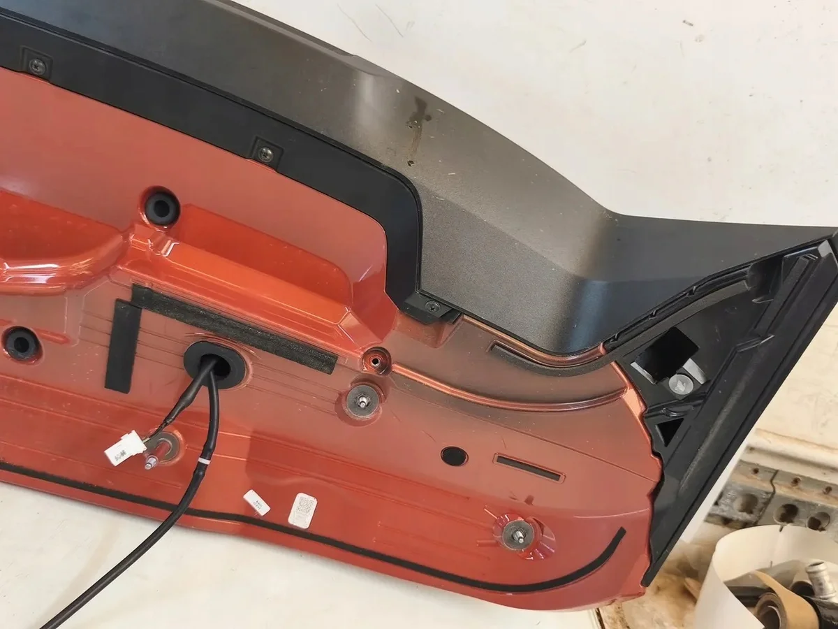 Spoiler Kia EV3 2025 Usato 87210-EV000 image 9