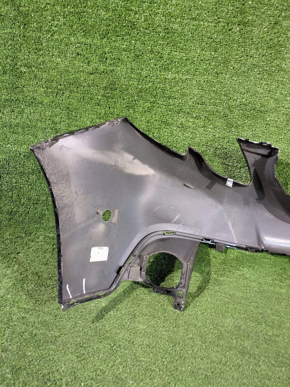 Peugeot 2008 Stoßstange Vorne 13-16 OE 9802521077 image 5