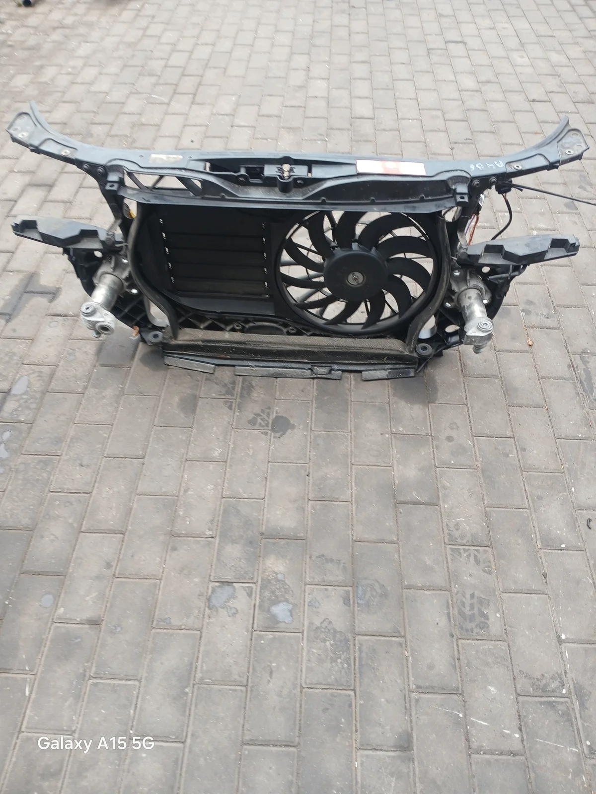 Travesaño delantero Audi A4 B6 usado