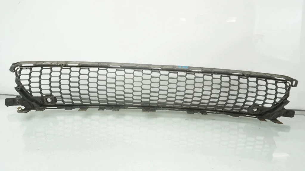 Lexus IS III 300h Kühlergrill Stoßstange Vorne image 4