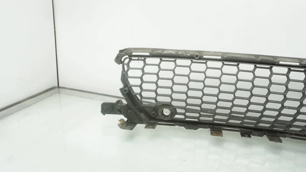 Lexus IS III 300h Kühlergrill Stoßstange Vorne image 5