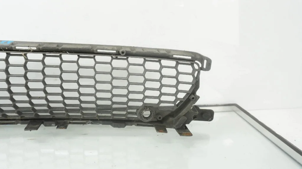 Lexus IS III 300h Kühlergrill Stoßstange Vorne image 6
