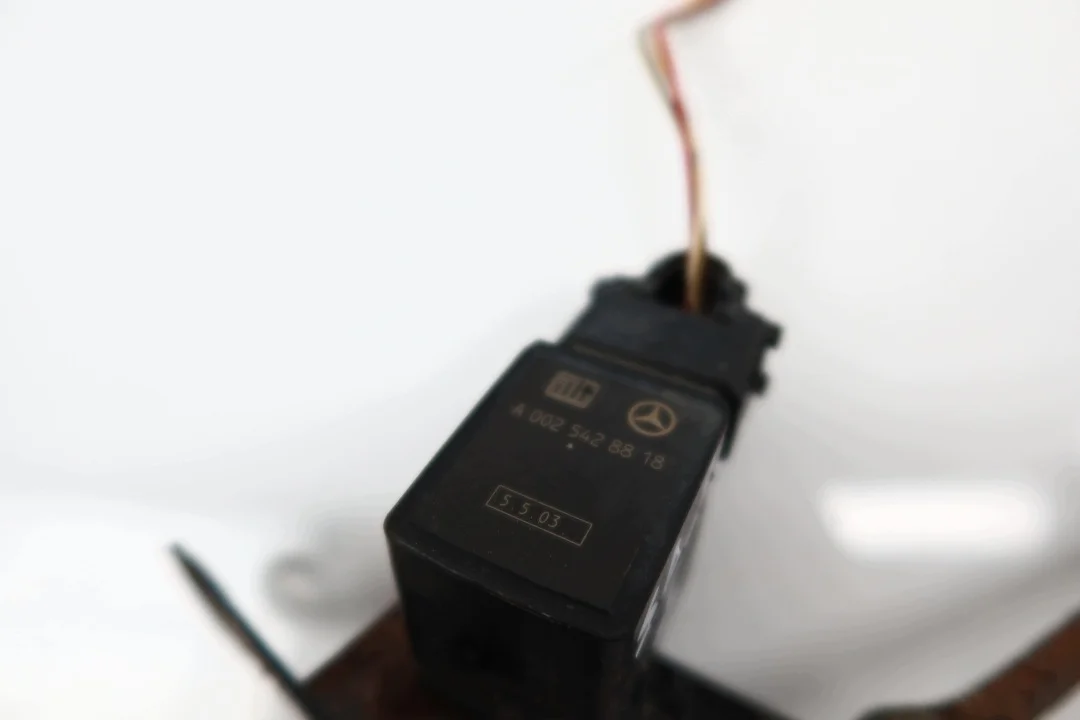Sensor Nivelamento Xenon Mercedes R230 SL Esquerdo image 3