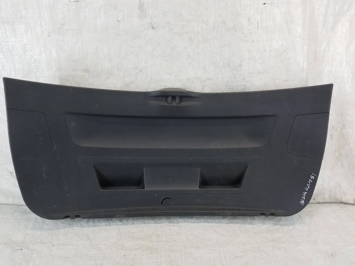 Baguette de coffre SEAT IBIZA IV Break