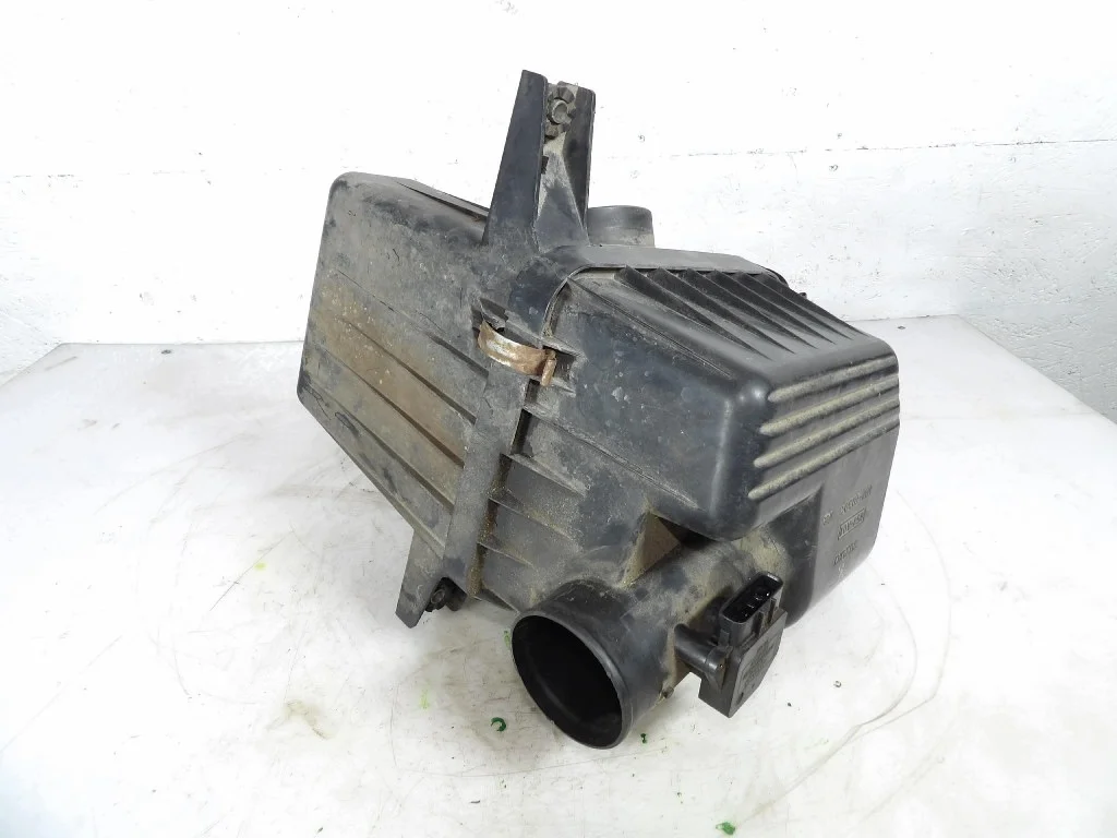 Behuizing luchtfilter Suzuki Grand Vitara II 2.0B image 3
