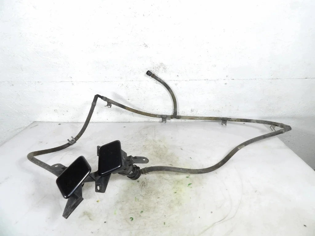 Suzuki Grand Vitara II Borrifador D-73813-59088