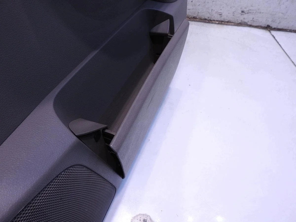 Nissan Murano Z50 dörrklädsel höger fram image 5