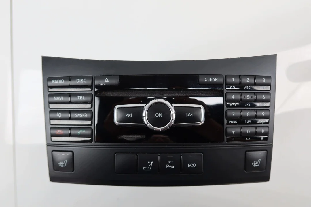 Mercedes W212 LIFT Comand Radio Navigointi 2129005518