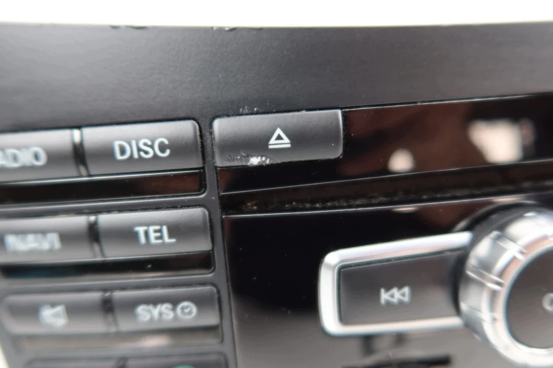 Mercedes W212 LIFT Comand Radio Navigation 2129005518 image 5