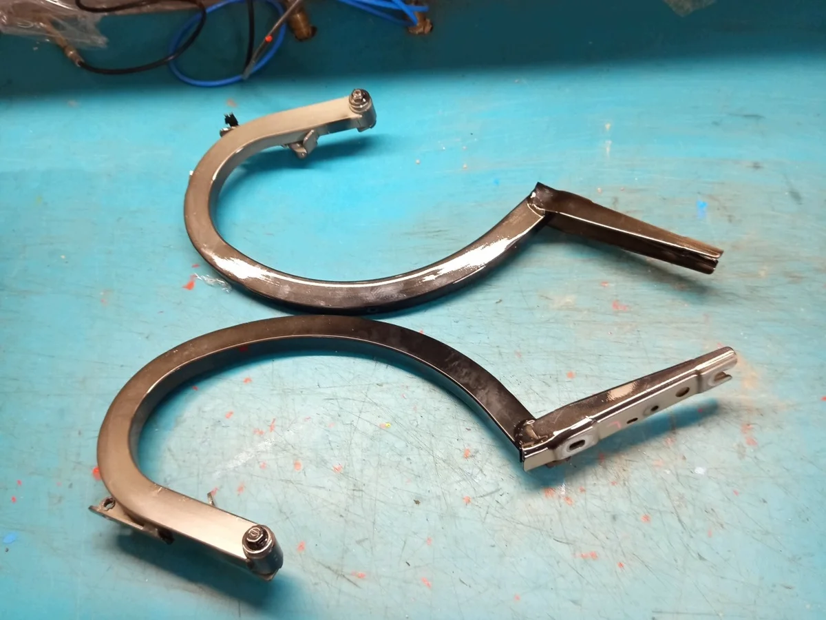 Cerniera Cofano Posteriore BMW G20 Usata
