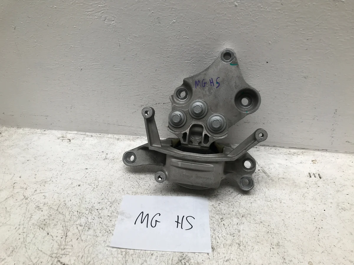 MG HS II Gearbox Mount Bracket Used