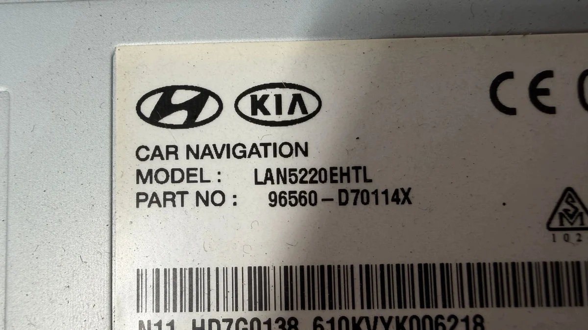 Radio Hyundai Tucson III 96560-D7011 Usado image 6