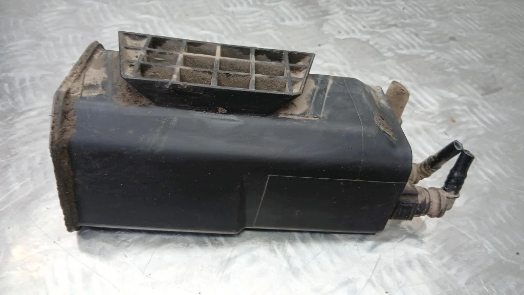 Filter Kohle VW Passat B5 FL 1.9TDI Kombi image 4