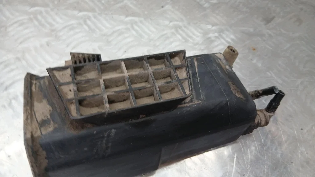 Filter Kohle VW Passat B5 FL 1.9TDI Kombi image 5