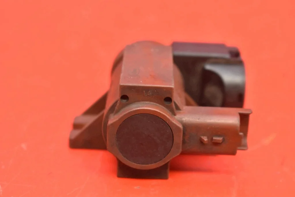 Volvo Unterdruckventil 6G9Q-9E882-CA S40 II V50 image 3