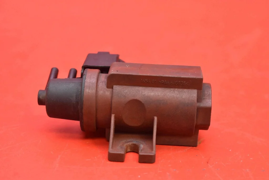 Volvo Unterdruckventil 6G9Q-9E882-CA S40 II V50 image 6