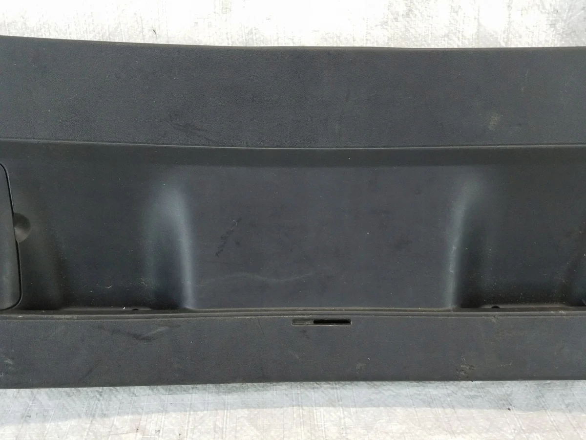 Cache hayon SEAT LEON II 1P9867601 image 3