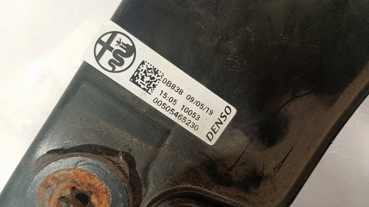 Alfa Romeo Stelvio 16-25 Reforço Frontal Direito image 7