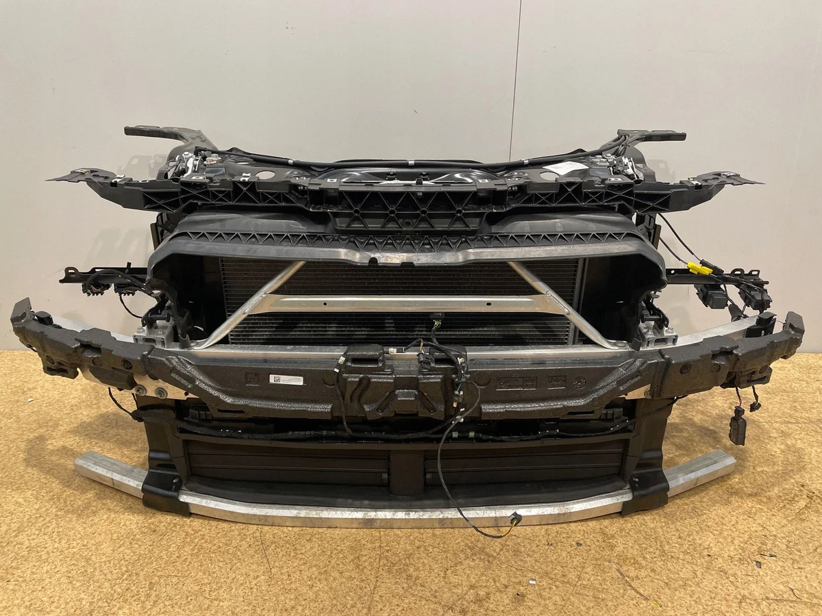 BMW 2 U06 2.0D Radiator Set Gebruikt