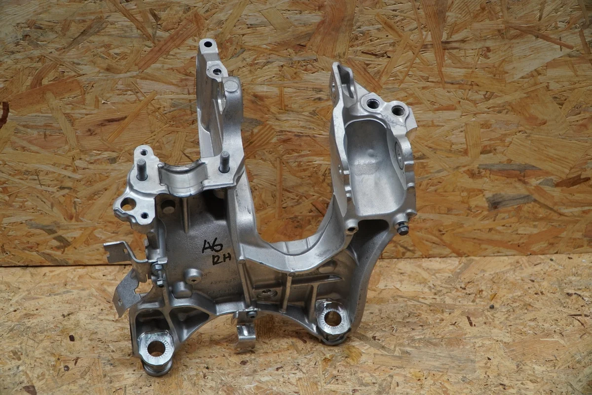 Audi A6 C8 19- Left/Right Subframe Mount image 4