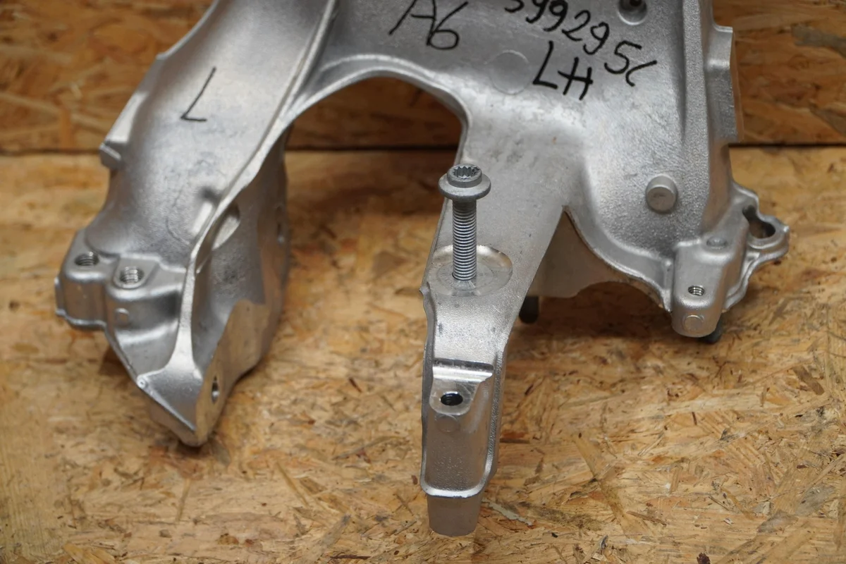 Audi A6 C8 19- Left/Right Subframe Mount image 8
