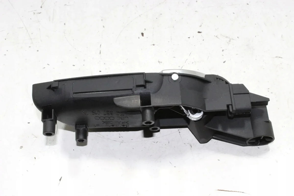 Audi RS5 Interior Door Handle Light Harness 8T0837019A image 3