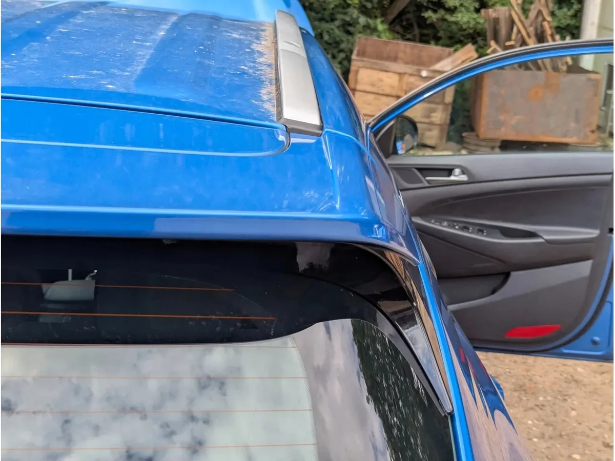 Alerón Maletero Hyundai Tucson 2016 Usado image 7