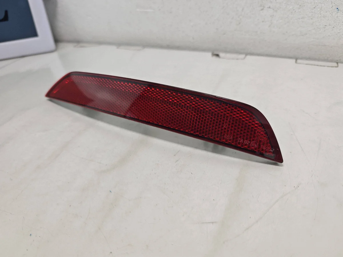 Audi Q2 Bakre Stötfångarreflektor Höger image 5