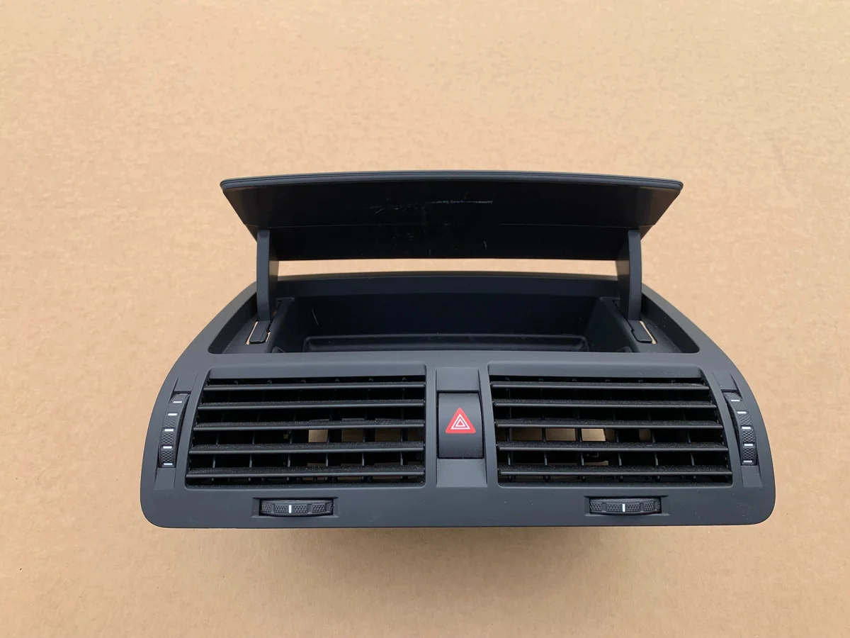 Ventilationsgaller mittkonsol Skoda Octavia II
