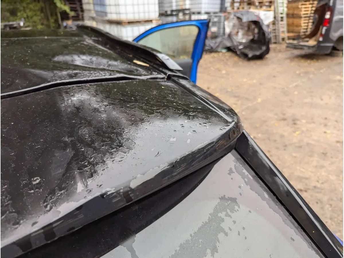 Spoiler coffre Peugeot 2008 (2019-2023) image 3