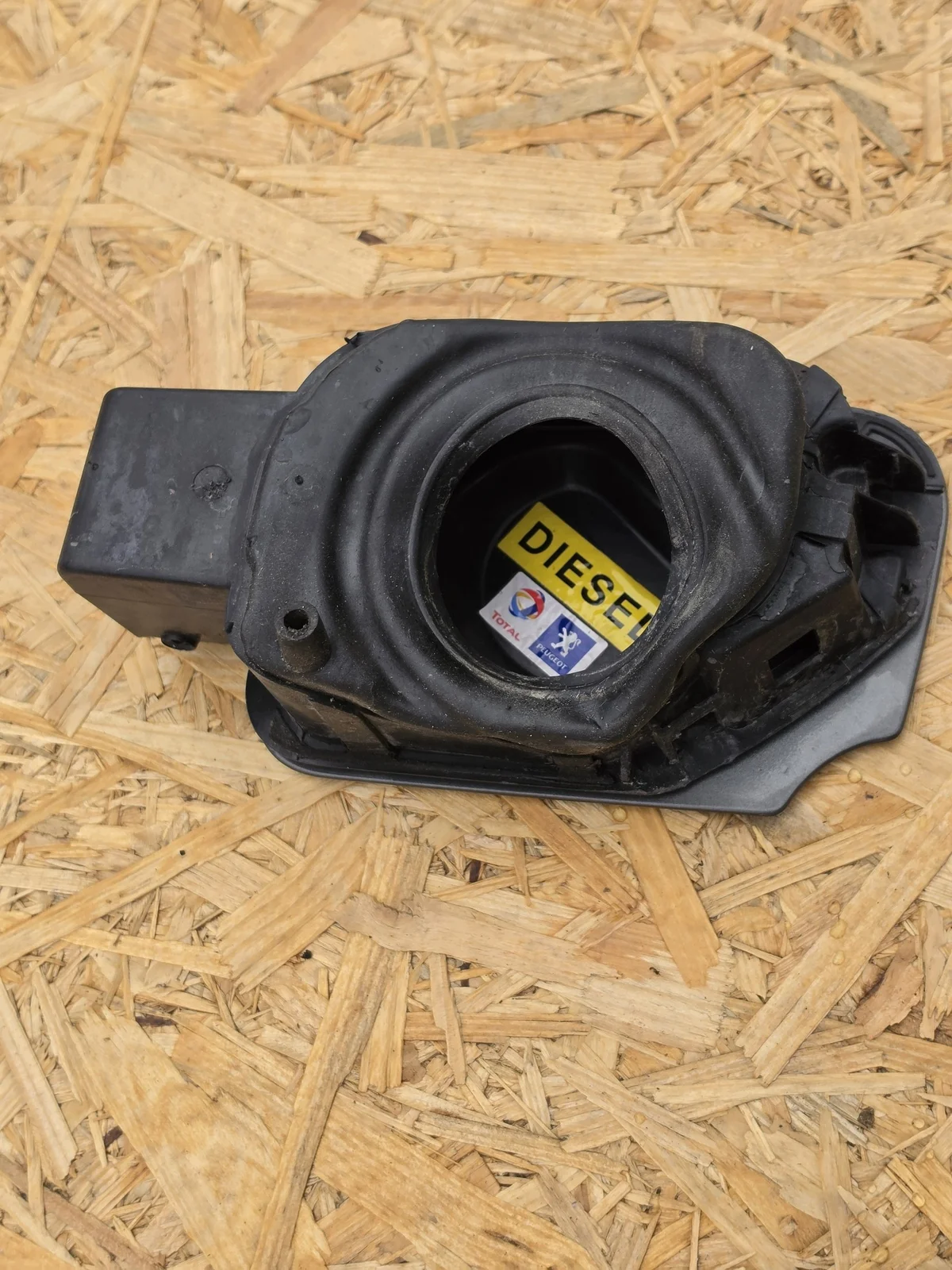 Sportello Carburante Peugeot 407 OEM 312331313