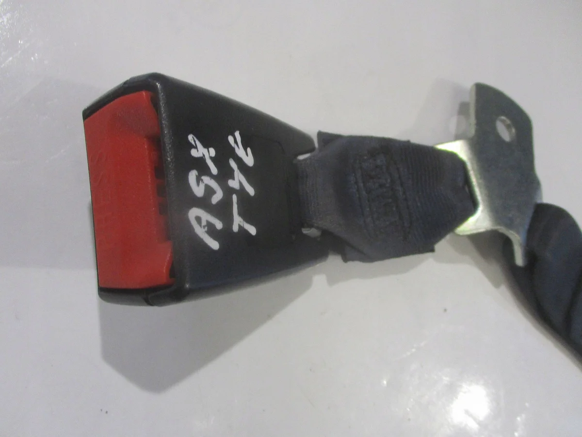 Fecho Cinto Segurança Mitsubishi ASX Usado COE6473 image 8