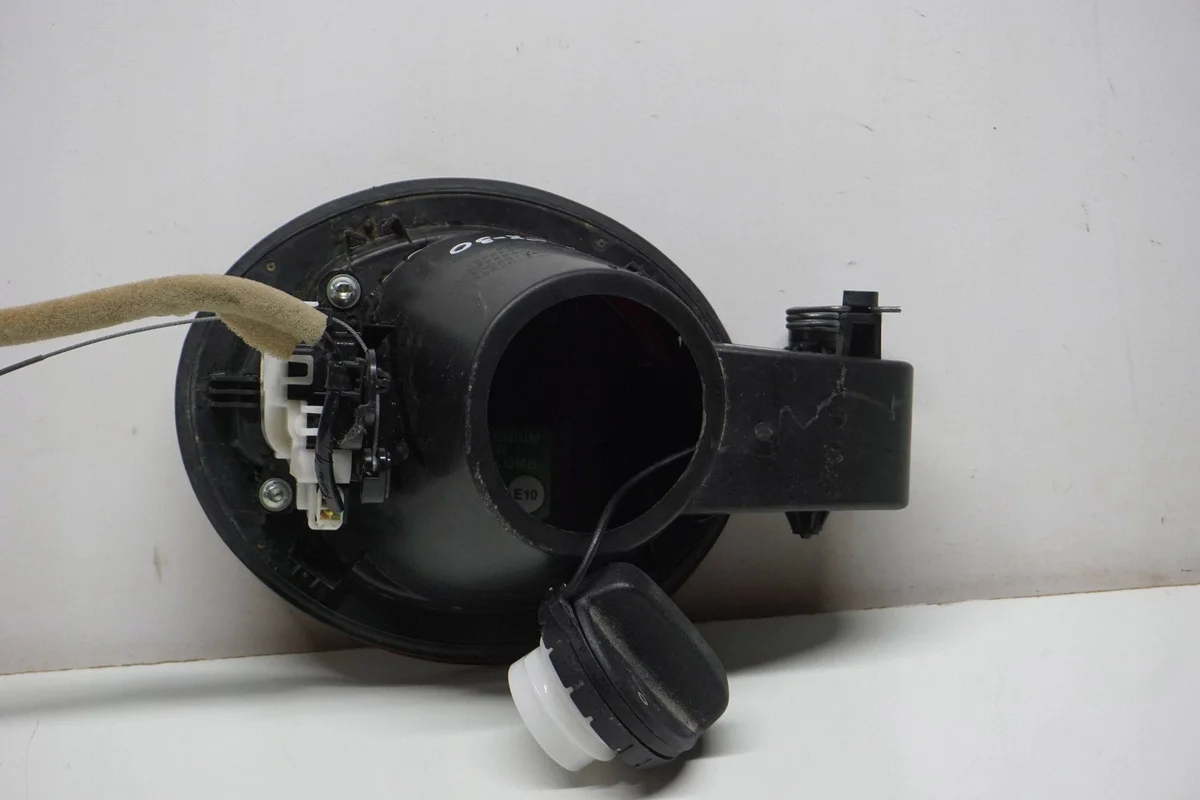 Mazda CX-30 tanklock, DFR542421 image 4