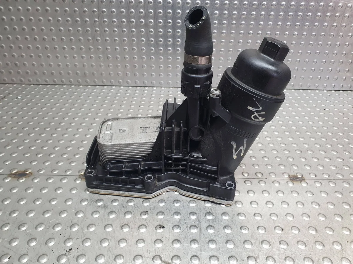 Base filtro olio BMW F20 F21 E90 E91 N47D20C