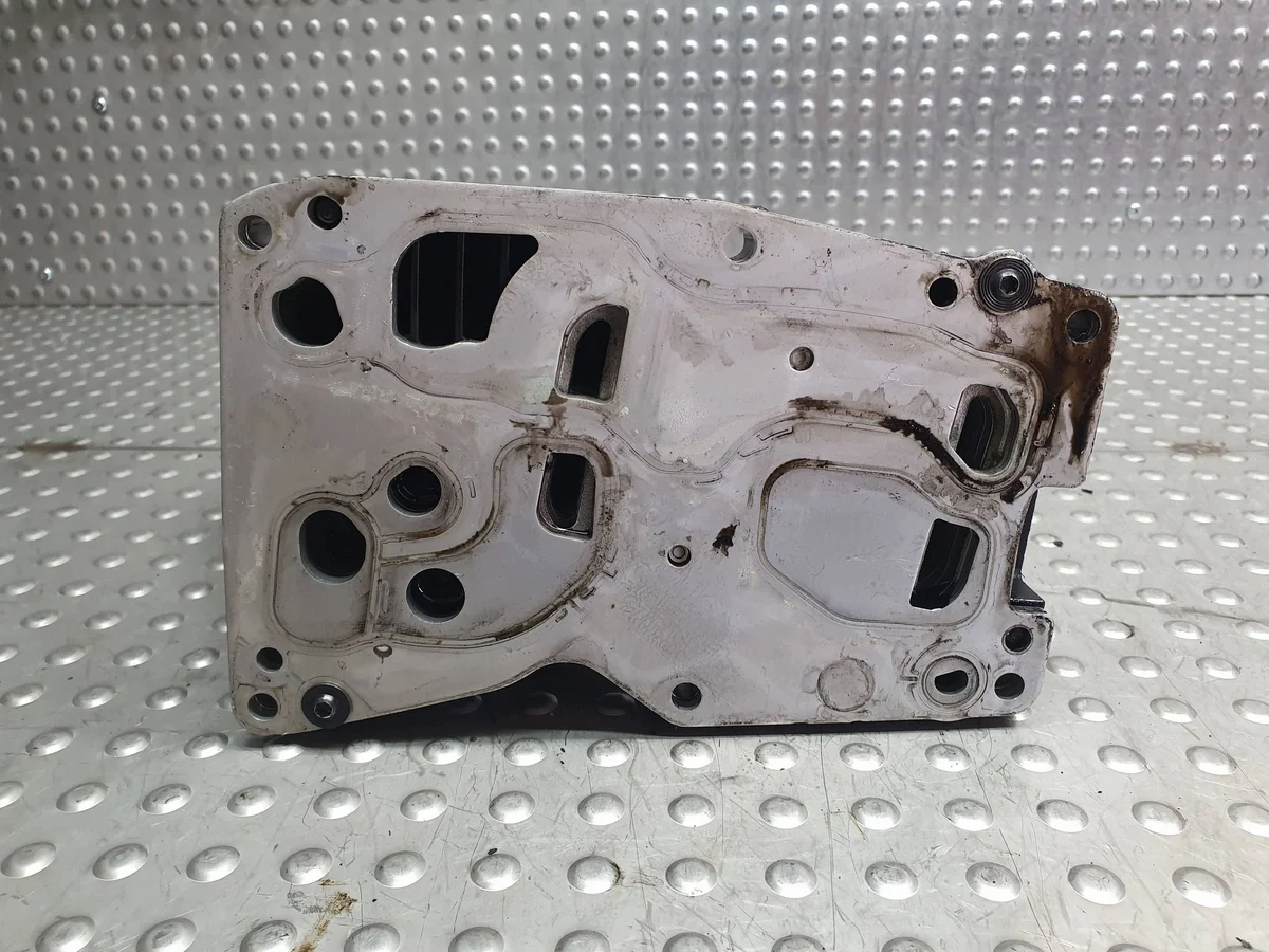 BMW Ölfiltergehäuse Basis gebraucht S27703935 image 4