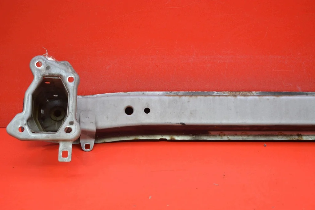 Volvo C30 Stoßstangen Träger 2006-2009 gebraucht image 6