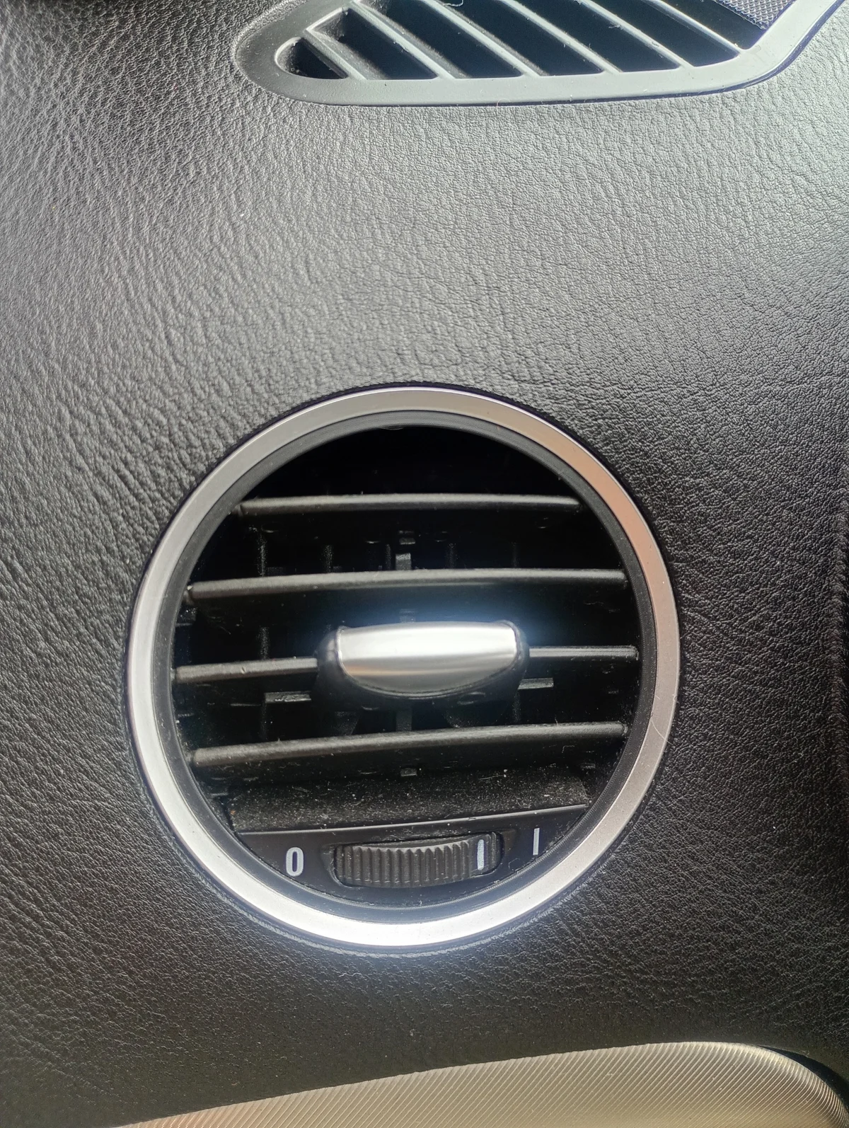 Rejilla Ventilación Alfa Romeo 159 MM-1109-27