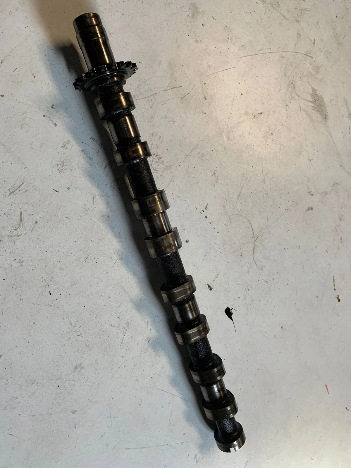 Árbol de levas Peugeot Citroen 2.2 HDI 9627037180