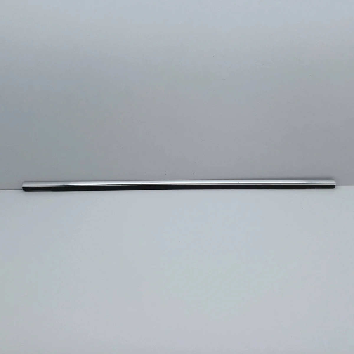 Listello cromato posteriore destro VW Passat B5