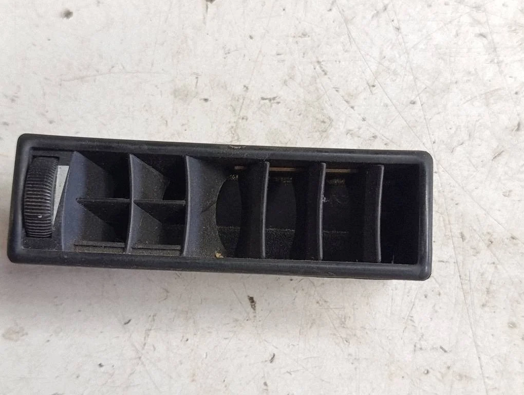 Grelha Ventilação Esquerda Mercedes S W126