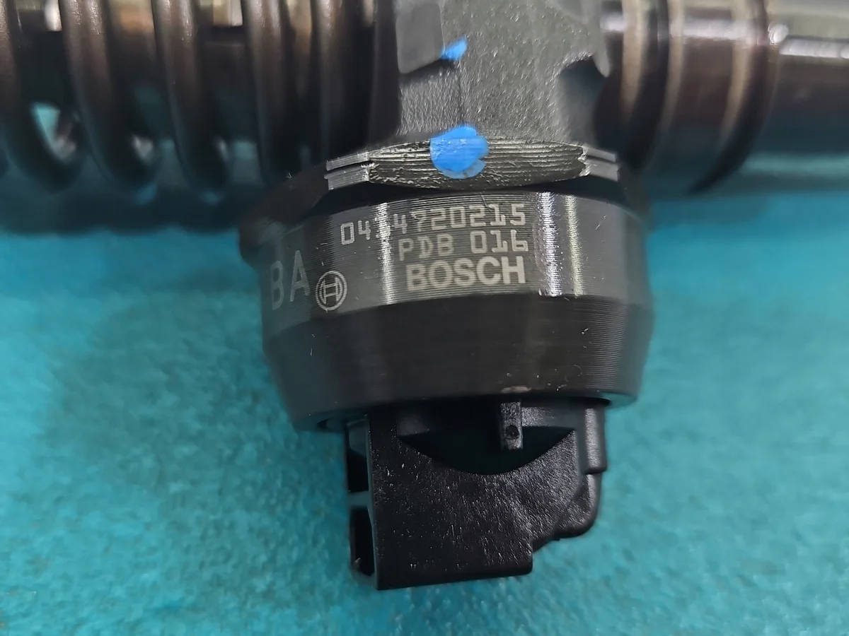 Injektor Bosch VW 1.9 TDI gebraucht image 5