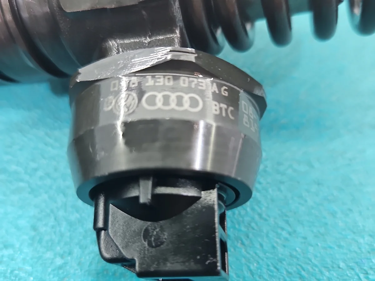 Injektor Bosch VW 1.9 TDI gebraucht image 6