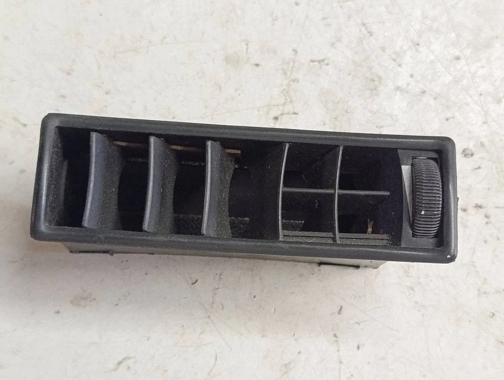 Grelha de ventilação Mercedes S W126 SEL Direita