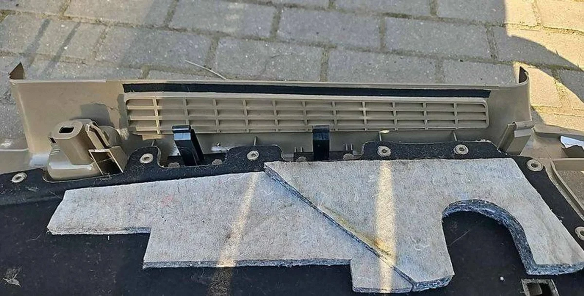 Seitenverkleidung Kofferraum Volvo XC90 39889856 image 6