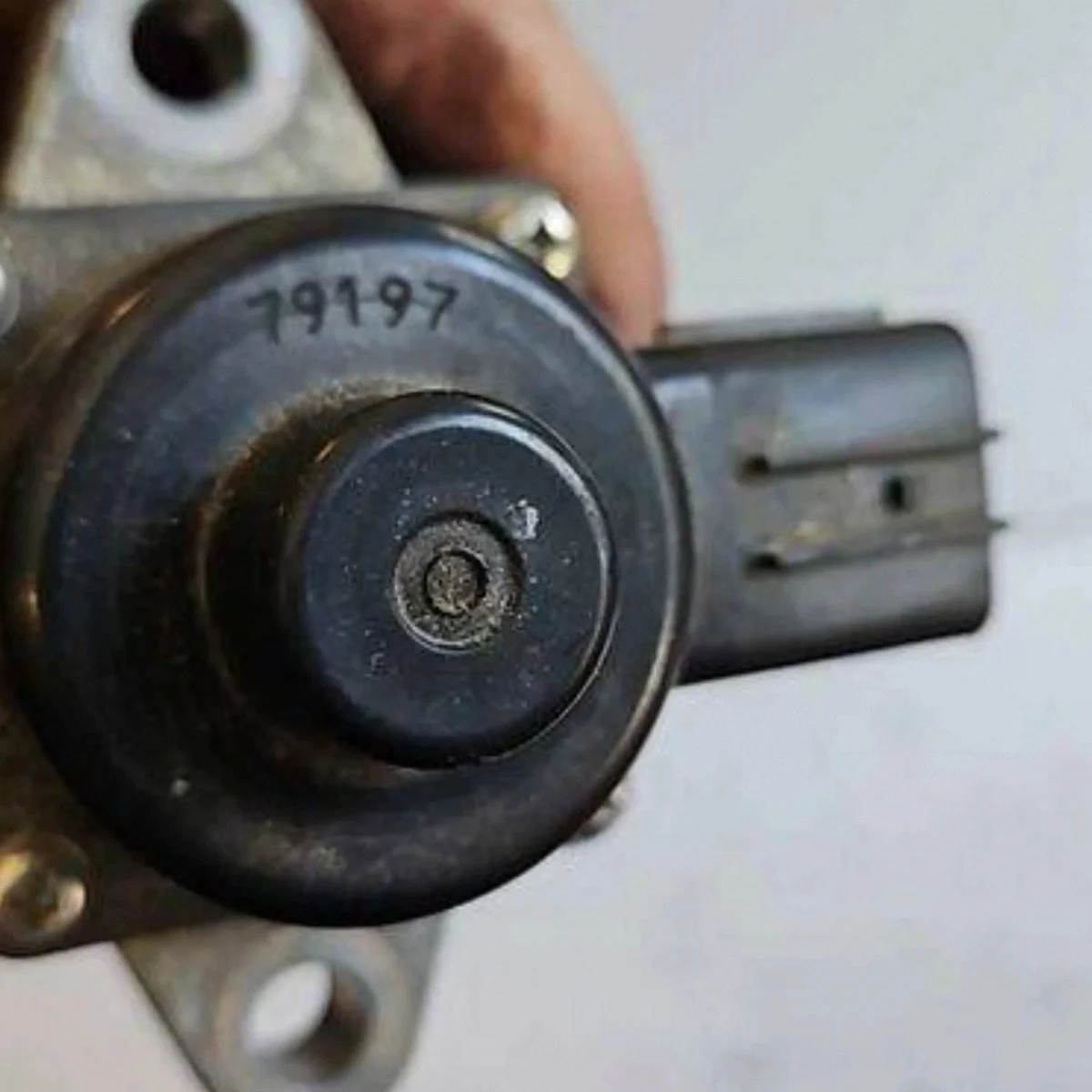Pièce moteur Nissan Micra 79197 image 3