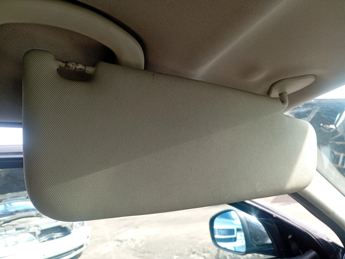 Protetor Solar Esquerdo Alfa Romeo 159 05-08 image 3
