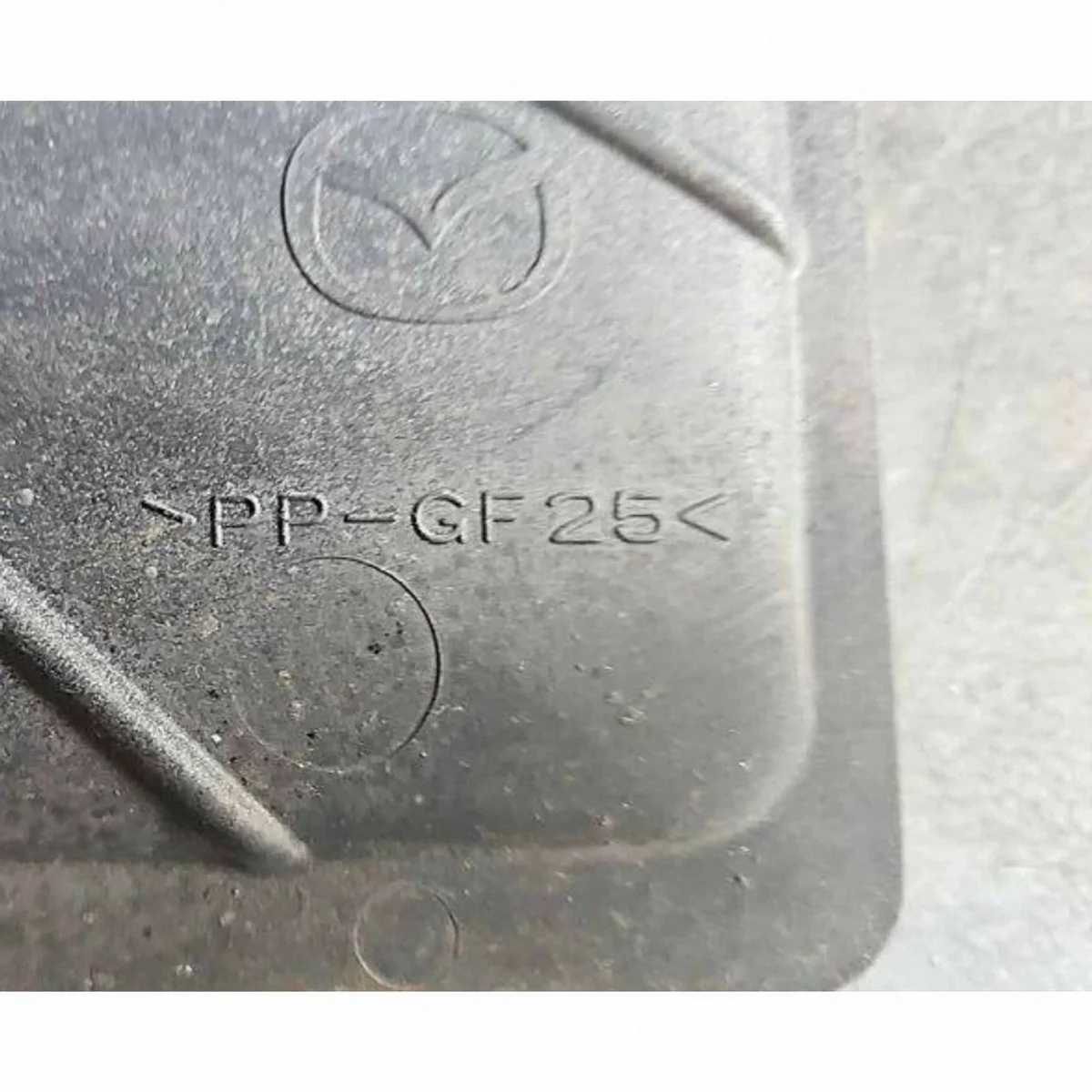 Mazda 5 Ventilator Radiator PPGF25 Gebruikt image 3