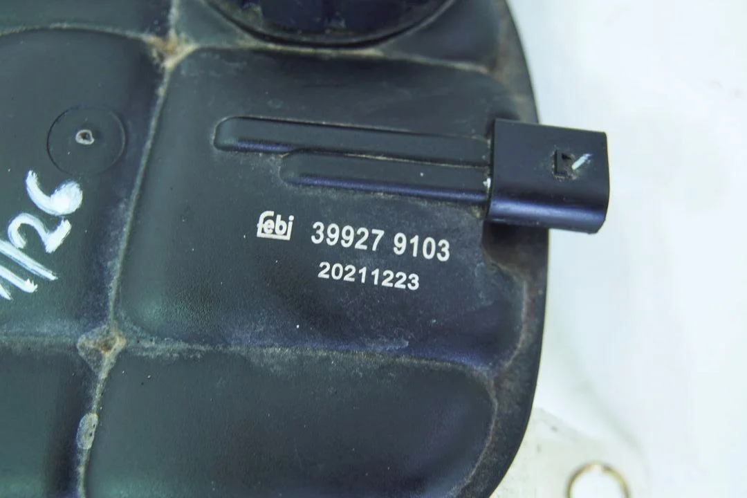 Ausgleichsbehälter Kühlmittel Mercedes ML W164 image 5